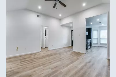 333 Banyan Drive, Grapevine, TX 76051 - Photo 5