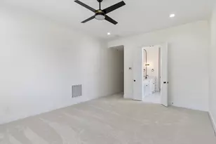 1101 King Mark Dr, Lewisville, TX 75056 - Photo 17