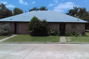 2009 Minnie Dr, Arlington, TX 76012 - Photo 1