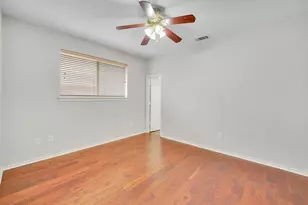 313 Texas Dr, Lake Dallas, TX 75065 - Photo 15
