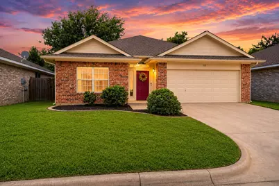 313 Texas Drive, Lake Dallas, TX 75065 - Photo 1