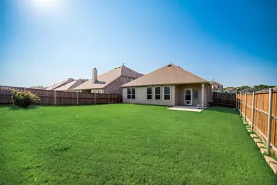 1801 Meadow Trail Lane, Aubrey, TX 76227 - Photo 17