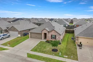 1602 Maple Ridge Dr, Princeton, TX 75407 - Photo 29