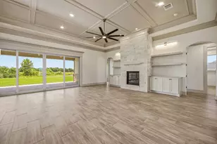 107 Eagle Ct, Glen Rose, TX 76077 - Photo 5