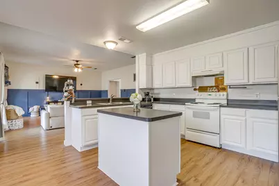 518 Lone Star Street, Joshua, TX 76058 - Photo 3