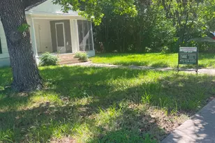 320 W 6th St, Bonham, TX 75418 - Photo 3