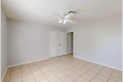 220 W Union Bower Road, Irving, TX 75061 - Photo 7
