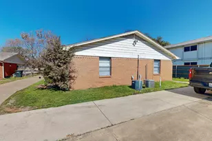 220 W Union Bower Rd, Irving, TX 75061 - Photo 27