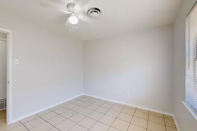 220 W Union Bower Road, Irving, TX 75061 - Photo 19