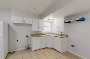 220 W Union Bower Rd, Irving, TX 75061 - Photo 13