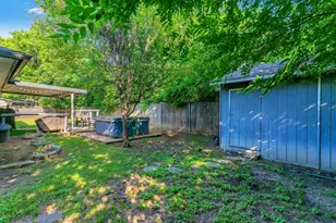 206 Lovelady St, Cleburne, TX 76033 - Photo 21