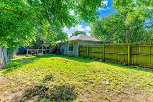 206 Lovelady St, Cleburne, TX 76033 - Photo 19