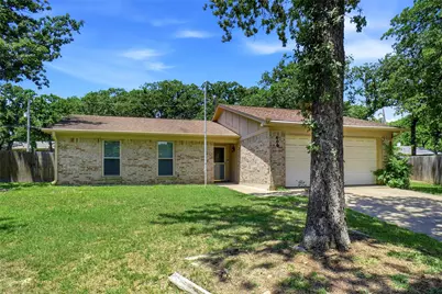 400 Woodlake Circle, Azle, TX 76020 - Photo 1