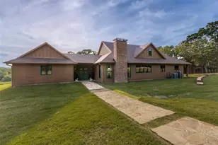 1955 Co Rd 2980, Windom, TX 75492 - Photo 3