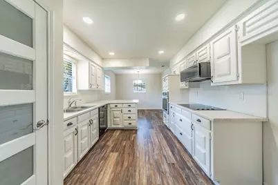 2212 Vickers Drive, Plano, TX 75075 - Photo 11
