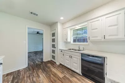 2212 Vickers Drive, Plano, TX 75075 - Photo 13