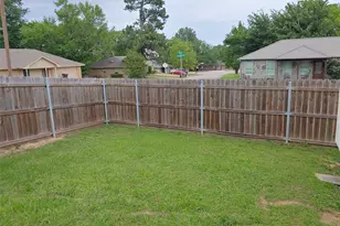 1360 NE 26th St, Paris, TX 75460 - Photo 35