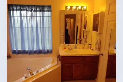 1360 NE 26th Street, Paris, TX 75460 - Photo 19