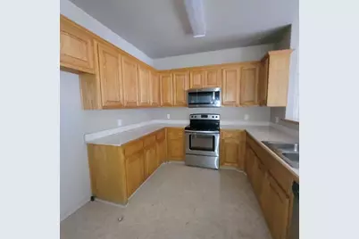 710 W Waco Street, Ennis, TX 75119 - Photo 3