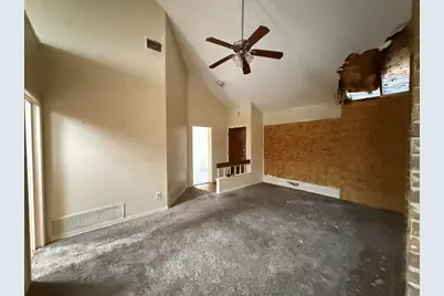 3703 Clover Hill Lane, Carrollton, TX 75007 - Photo 5