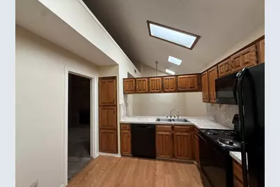 3703 Clover Hill Lane, Carrollton, TX 75007 - Photo 9