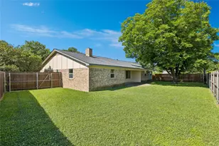 7625 Circle Dr, North Richland Hills, TX 76180 - Photo 15