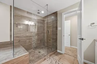 401 N Bailey Avenue, Fort Worth, TX 76107 - Photo 21