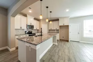 2125 Beaumont St, Grand Prairie, TX 75051 - Photo 3