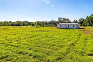 4417 County Rd 423, Grandview, TX 76050 - Photo 39