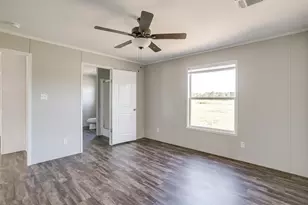 4417 County Rd 423, Grandview, TX 76050 - Photo 17