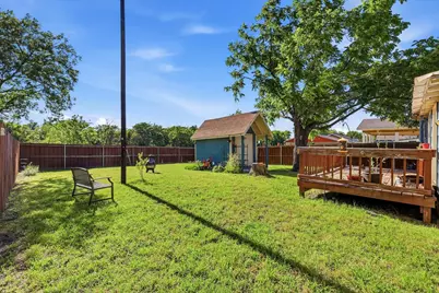 1005 N Oak Street, Leonard, TX 75452 - Photo 25
