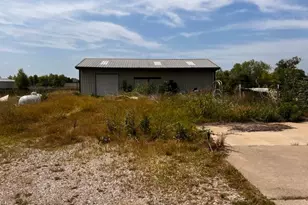 1823 Co Rd 596, Nevada, TX 75173 - Photo 3
