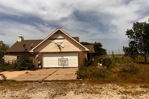 1823 Co Rd 596, Nevada, TX 75173 - Photo 39