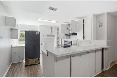 1029 Usher Street, Benbrook, TX 76126 - Photo 15