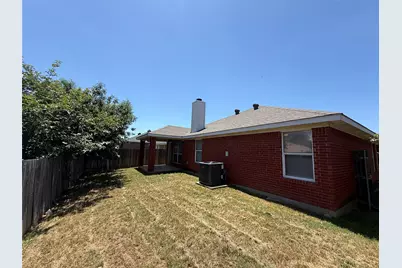 10524 Aransas Drive, Fort Worth, TX 76131 - Photo 17