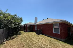 10524 Aransas Dr, Fort Worth, TX 76131 - Photo 17