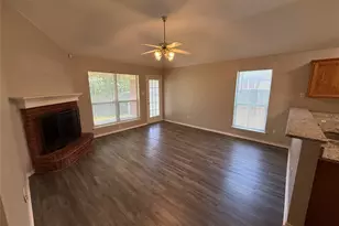 10524 Aransas Dr, Fort Worth, TX 76131 - Photo 7