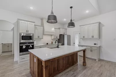 1057 Gonzollas Road, Springtown, TX 76082 - Photo 7