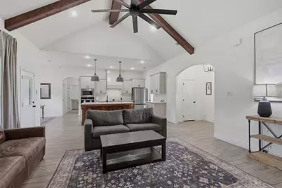 1057 Gonzollas Road, Springtown, TX 76082 - Photo 17