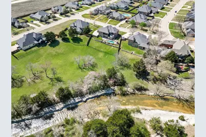 303 Fountain Creek Court, Ovilla, TX 75154 - Photo 15