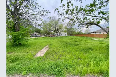 3014 College Street, Greenville, TX 75401 - Photo 1