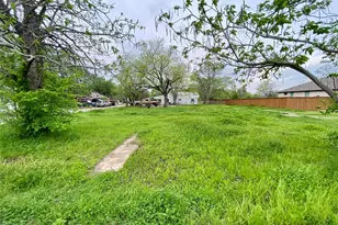 3014 College St, Greenville, TX 75401 - Photo 1
