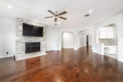 5801 Yeary Road, Plano, TX 75093 - Photo 9