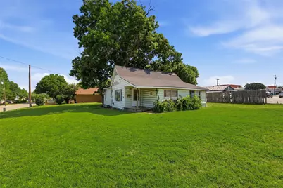 218 W Worth Street, Grapevine, TX 76051 - Photo 7