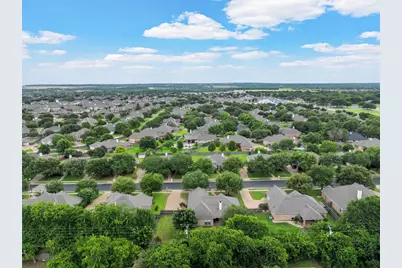 513 Kings Row, Woodway, TX 76712 - Photo 35