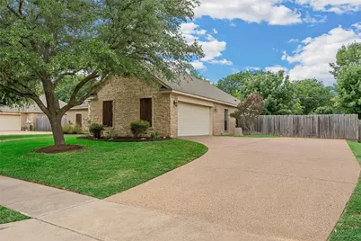 513 Kings Row, Woodway, TX 76712 - Photo 5
