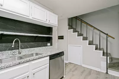 2400 Jupiter Road #I 2, Plano, TX 75074 - Photo 11