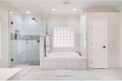 3035 Oak Creek Drive, Paris, TX 75462 - Photo 11