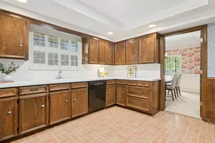 915 Grinnell Dr, Richardson, TX 75081 - Photo 9