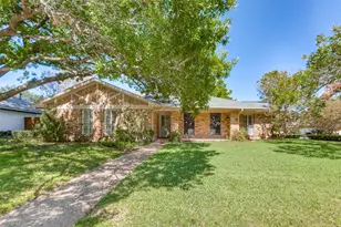 915 Grinnell Dr, Richardson, TX 75081 - Photo 1